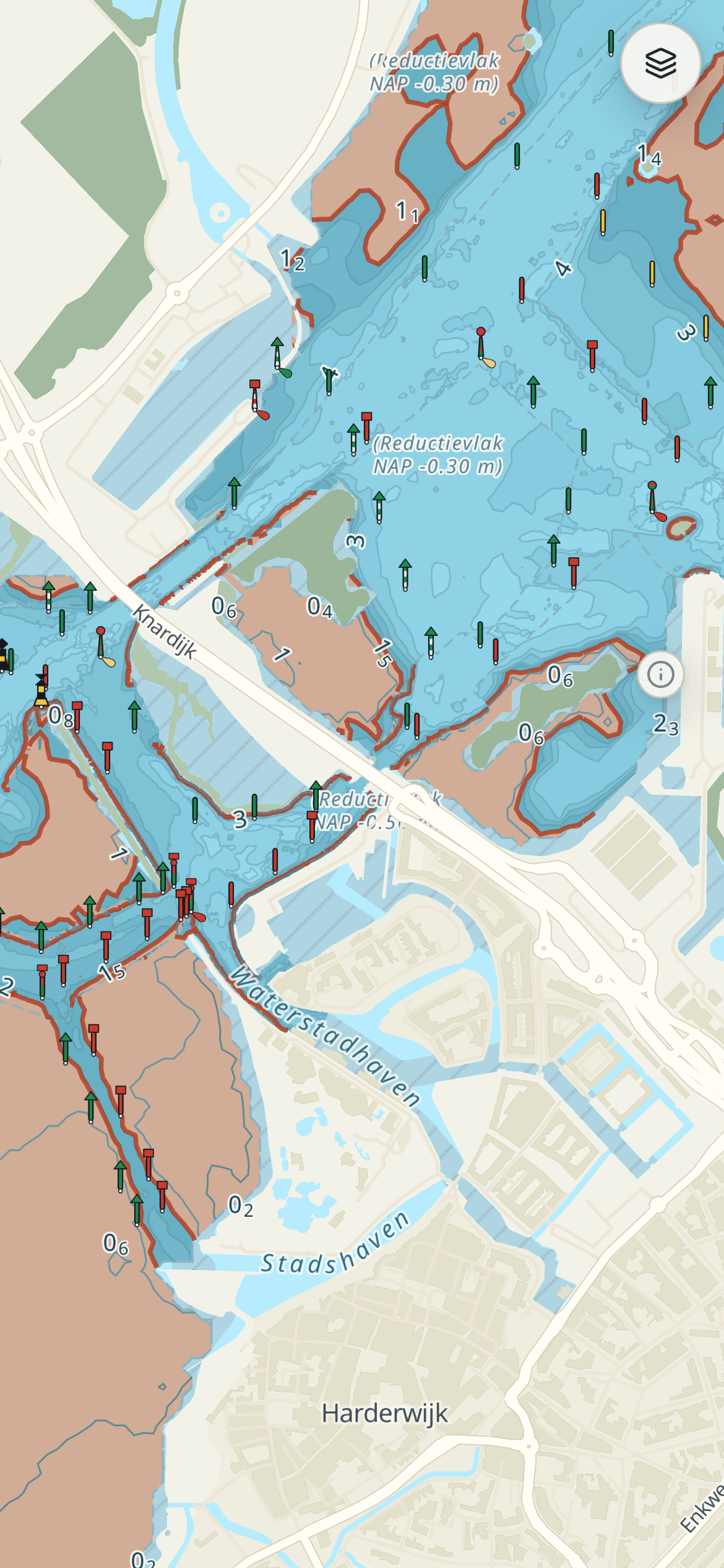 Telefoon met de kaart van het Veluwemeer bij Harderwijk: de dieptes gekleurd naar de ingestelde diepgang, het te ondiepe water gemarkeerd.