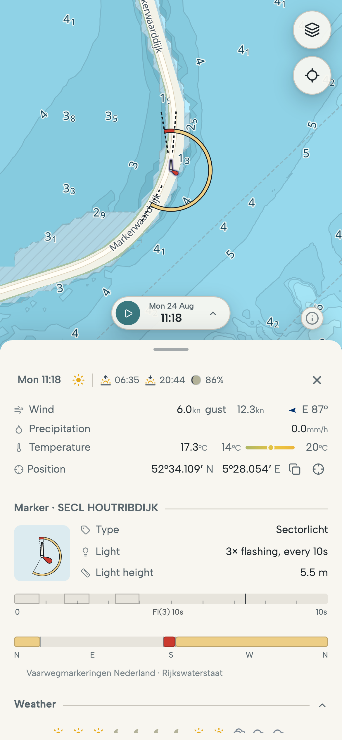 Phone with the sector light on the Houtribdijk selected: its character, sectors and rhythm in the information panel.